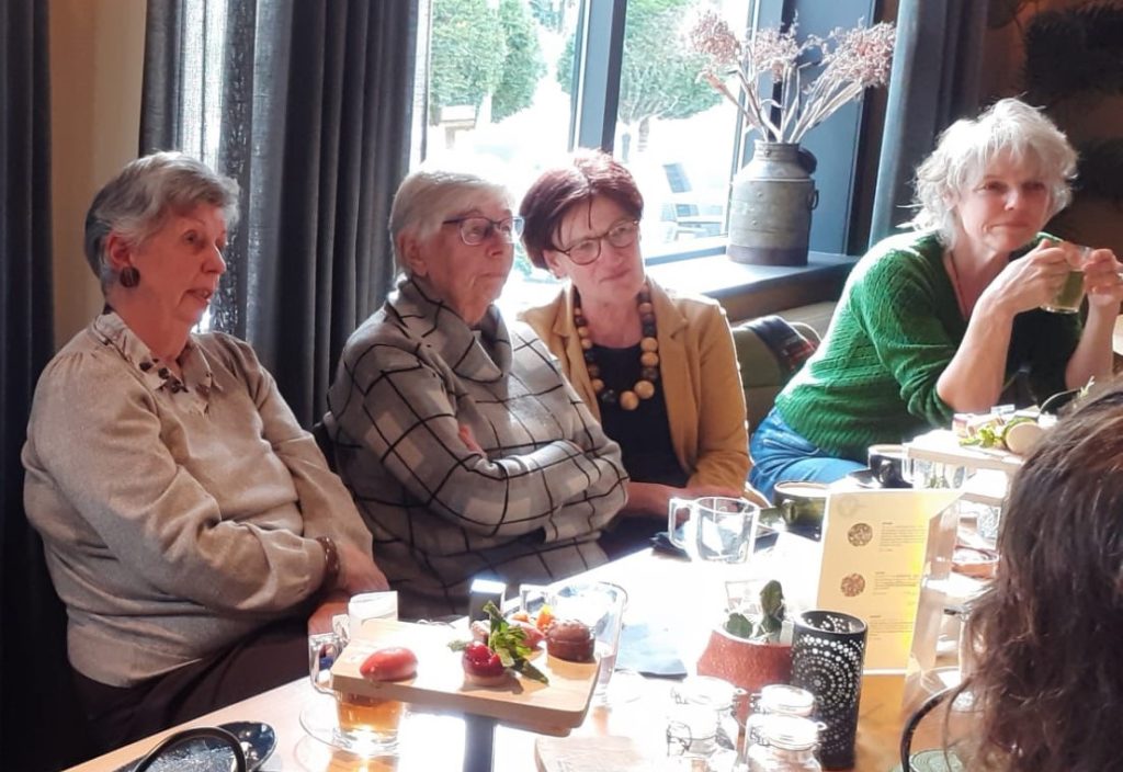 Secretaris Lous van der Loo neemt na 19 jaar afscheid 2